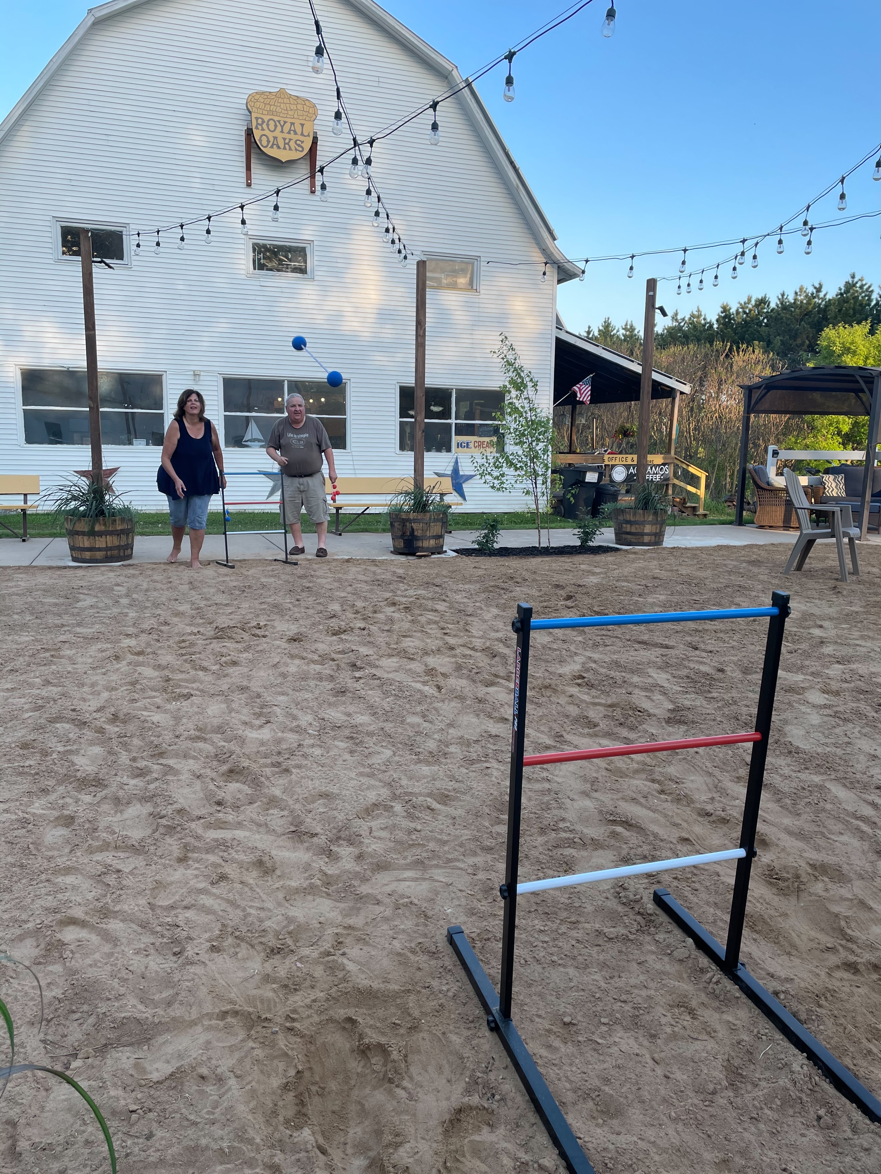 Royal Oaks Legendary Lodging Campground