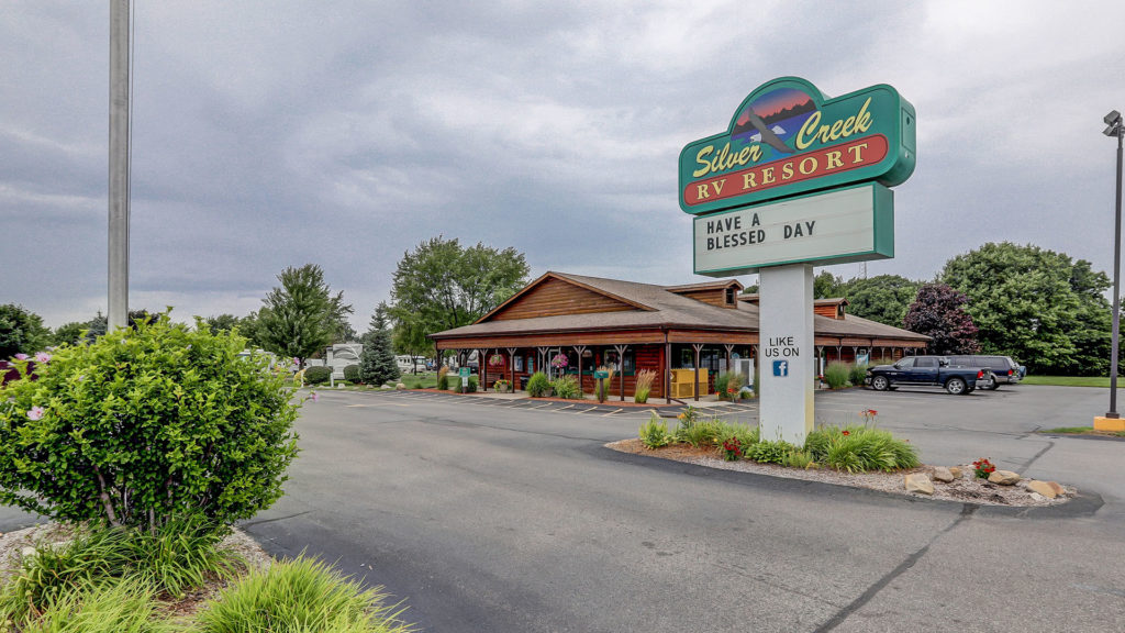 Sun Retreats Silver Lake