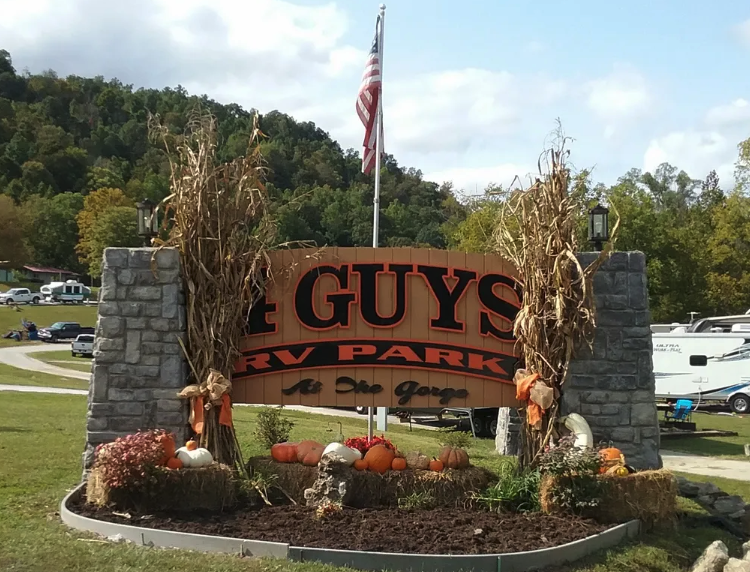 4 Guys RV Park