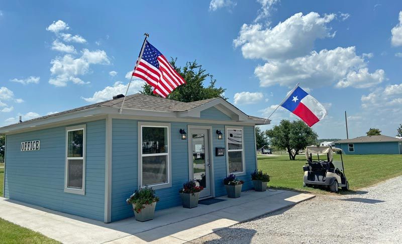 Wandering Oaks RV Park - Eastland, TX