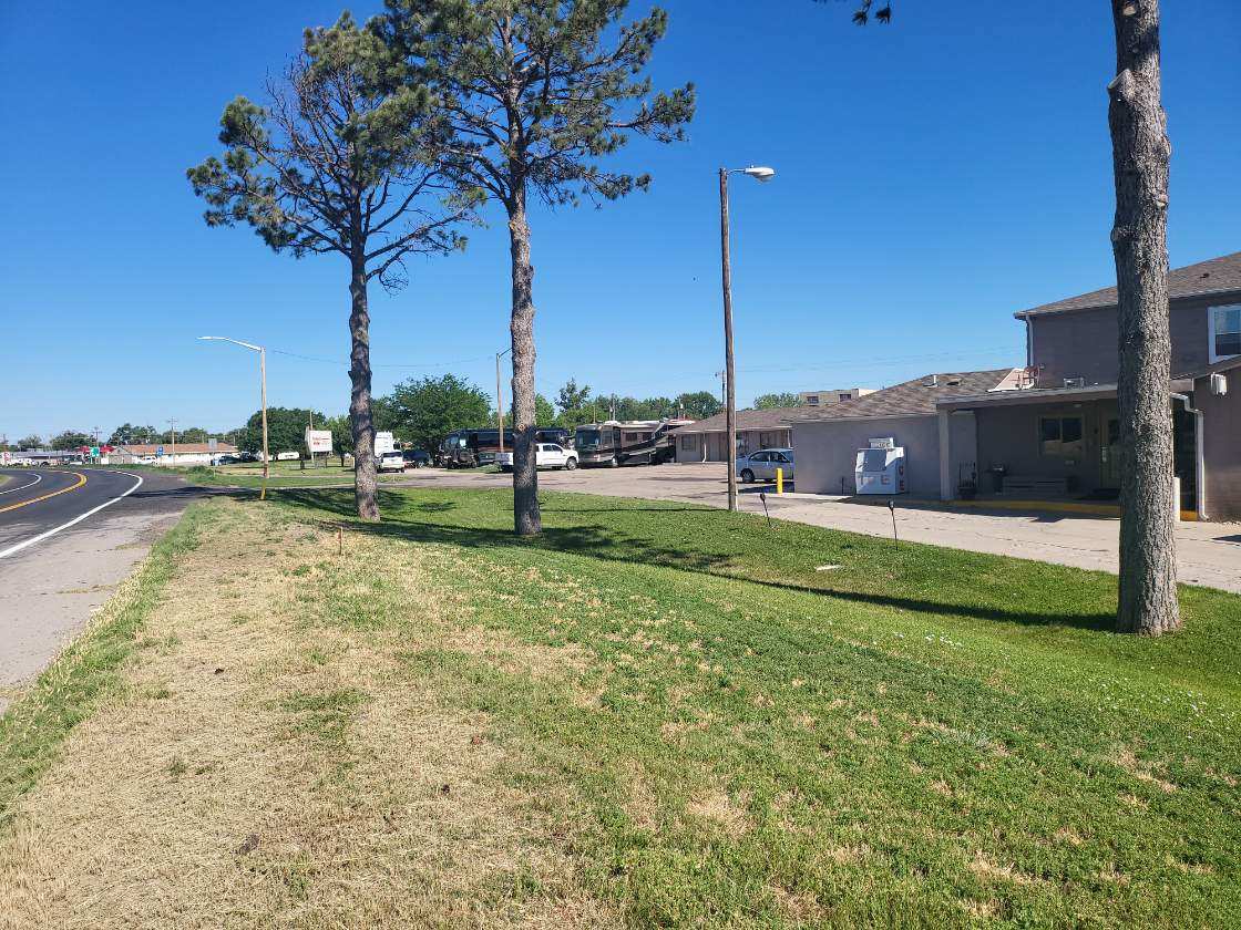 Sunset Motel & RV Park