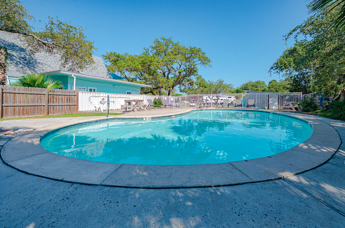 Ancient Oaks RV Park