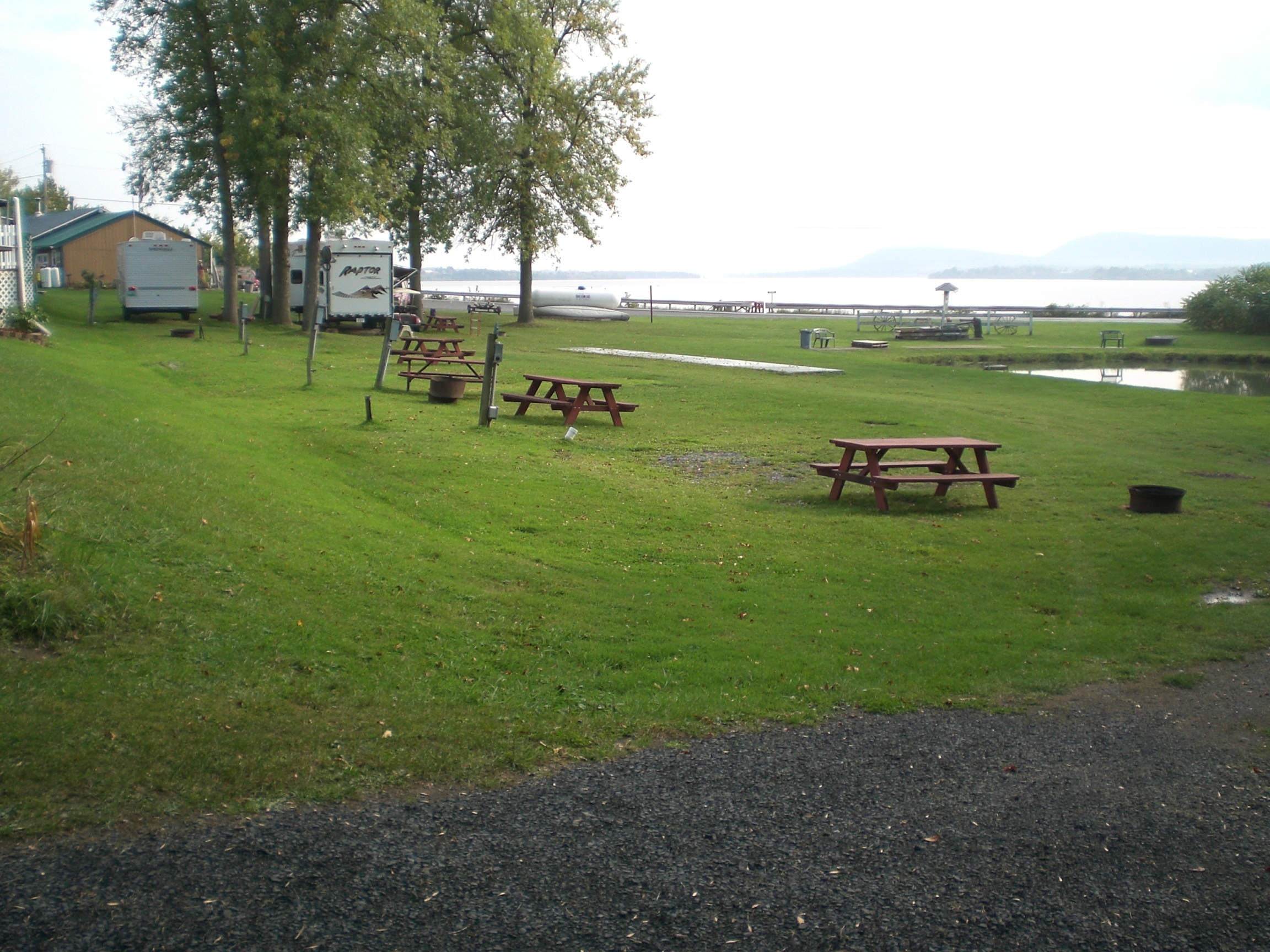 10 Acres Campground & RV Park