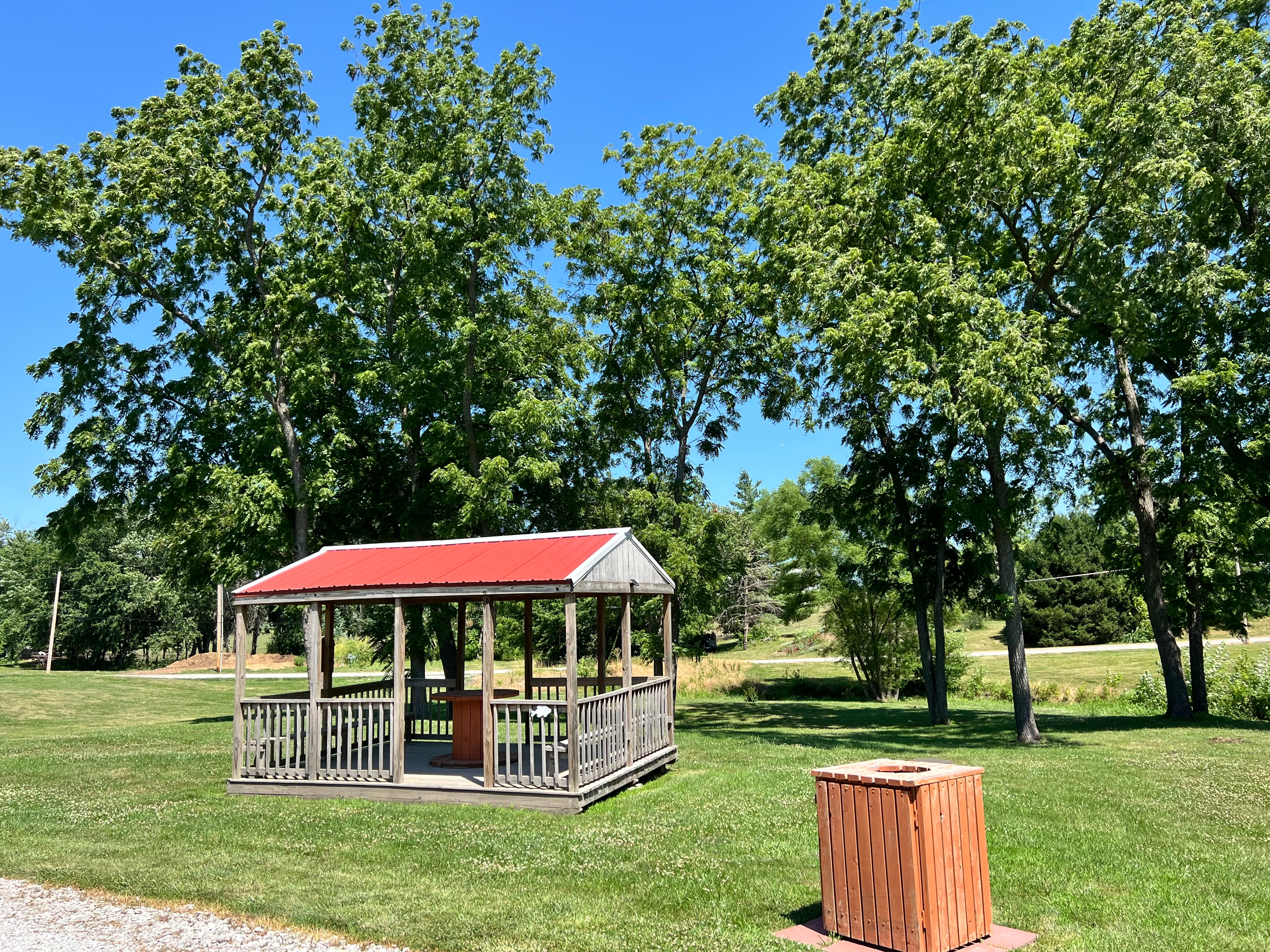 A Country Charm RV & Cabins, Hamilton, Missouri