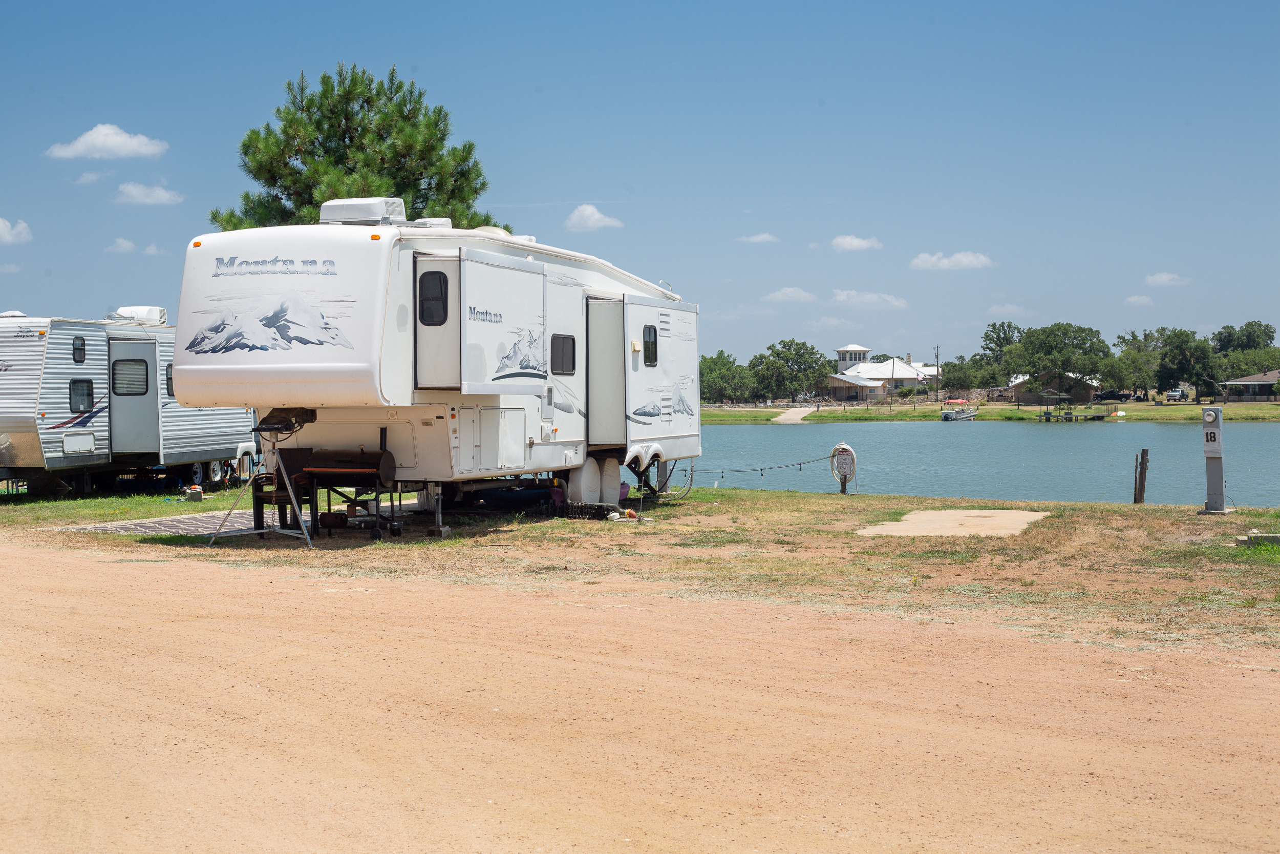 Poppy's Pointe Resort