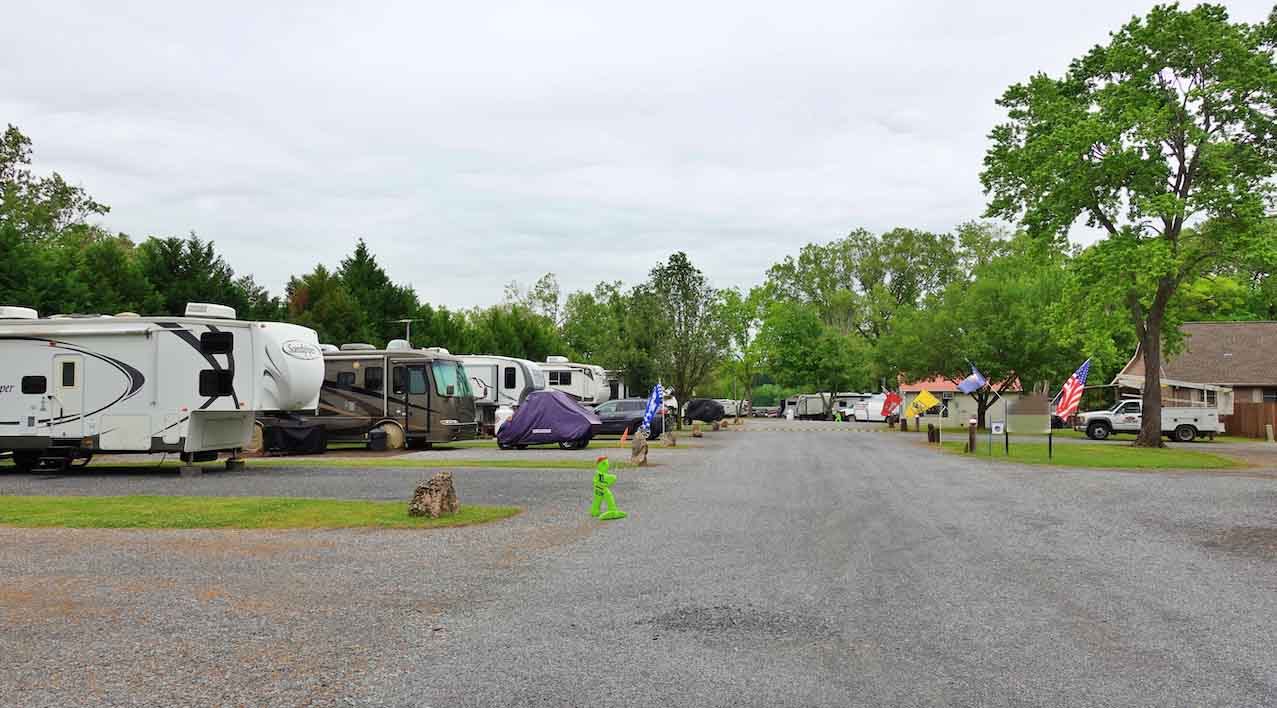 Water's Edge RV Park & Marina, Murray, Kentucky