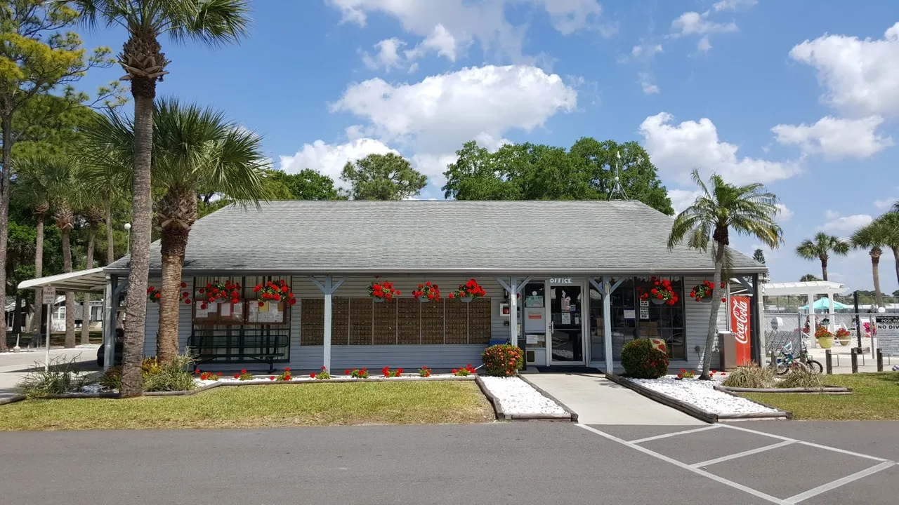 Sarasota Lakes RV Resort, Sarasota, Florida