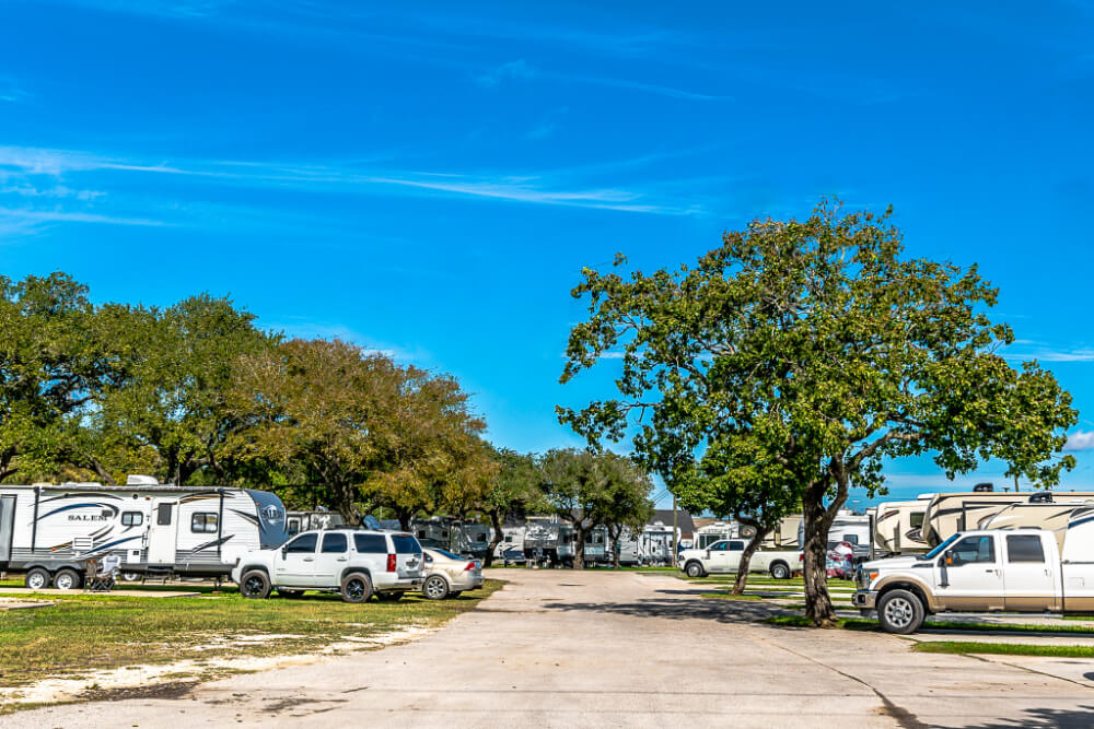 Plantation Oaks RV Park