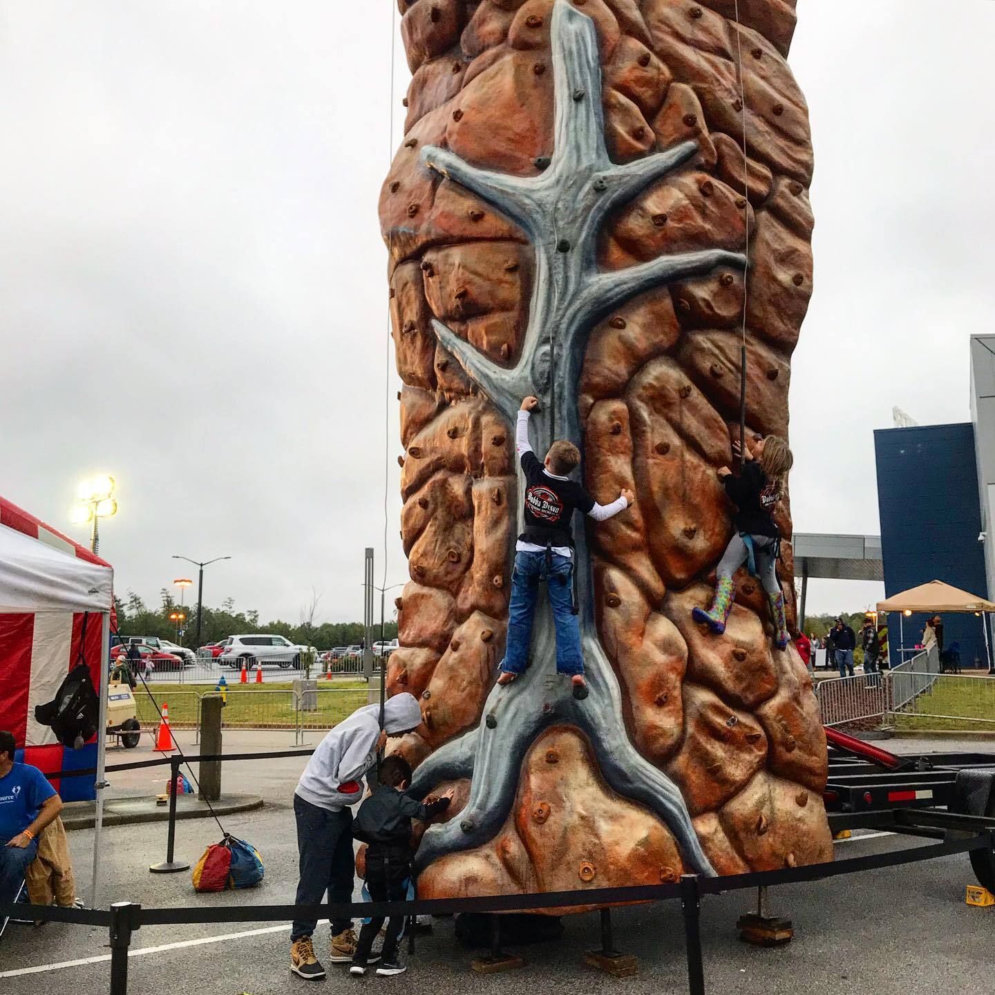 Hoover Met Complex RV Park