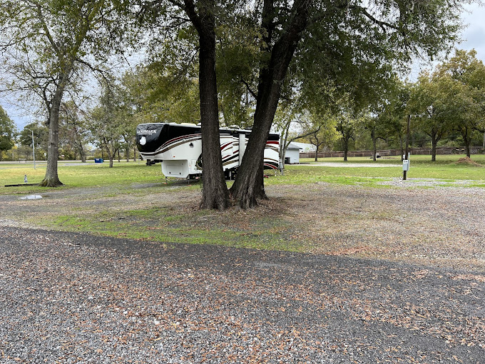 Pecan Place RV Park