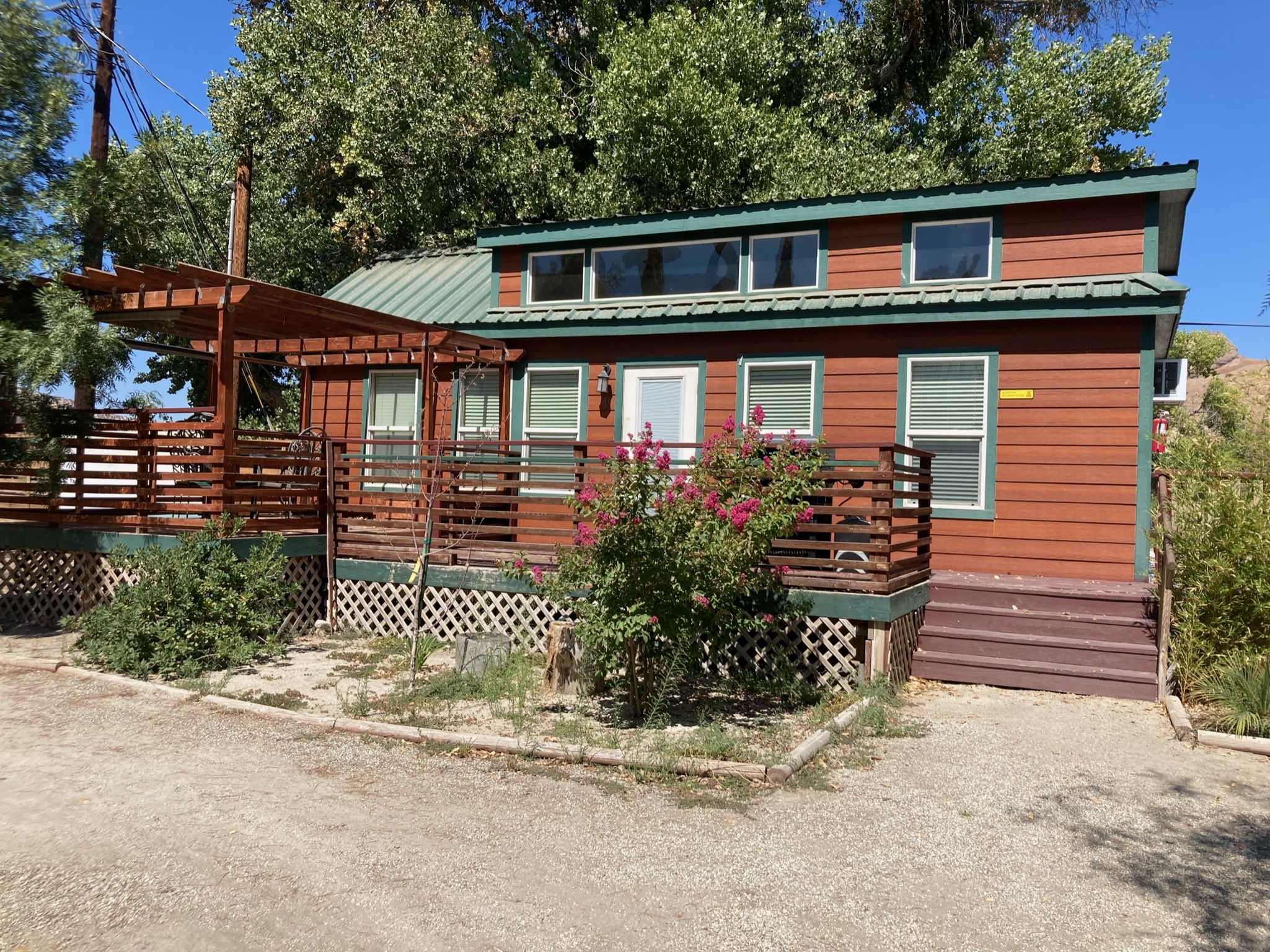Los Angeles RV Resort
