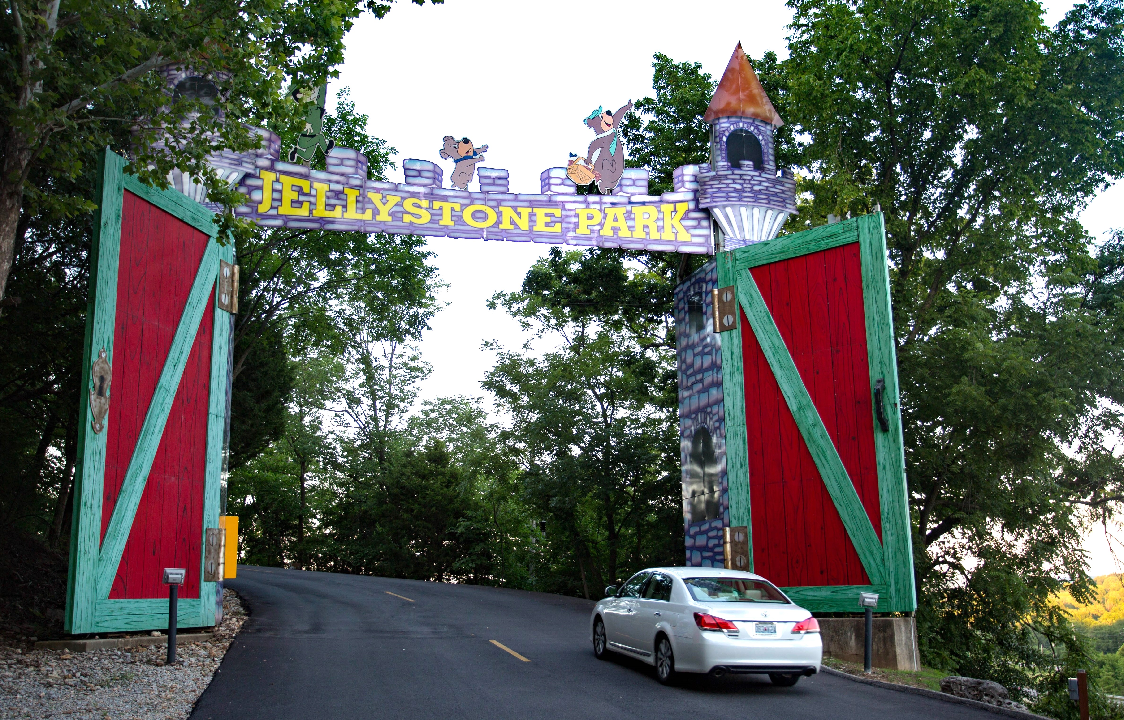 Yogi Bear's Jellystone Park Camp Resort: Eureka, Missouri