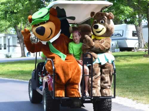 Yogi Bear's Jellystone Park Camp Resort: Eureka, Missouri