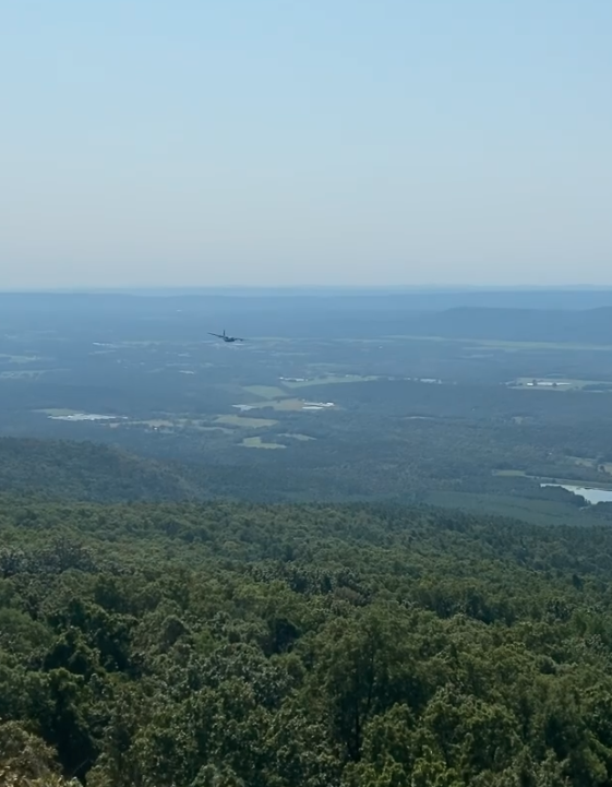 The Weekender Cabins and RV Retreat