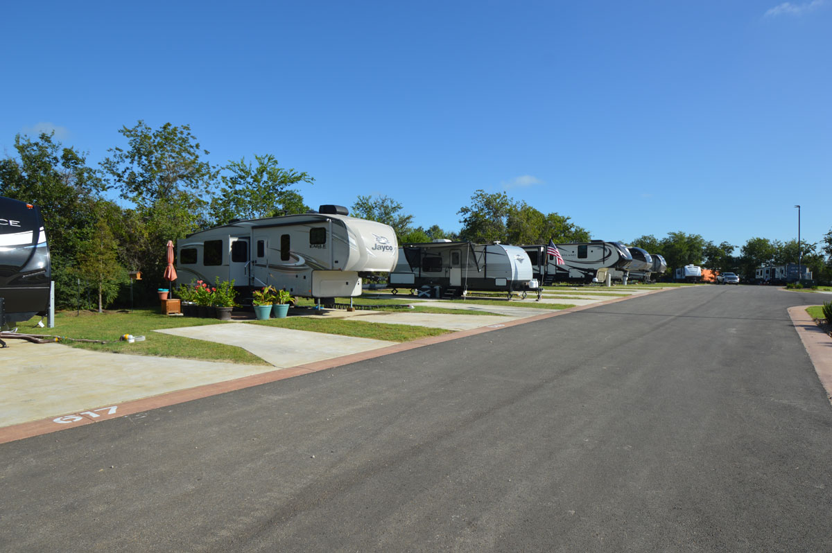 Hardy's Resort RV Park