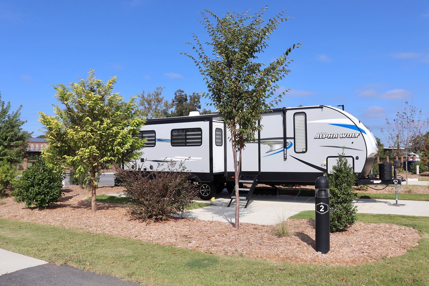 CrossRoads Coach Resort at the ROB