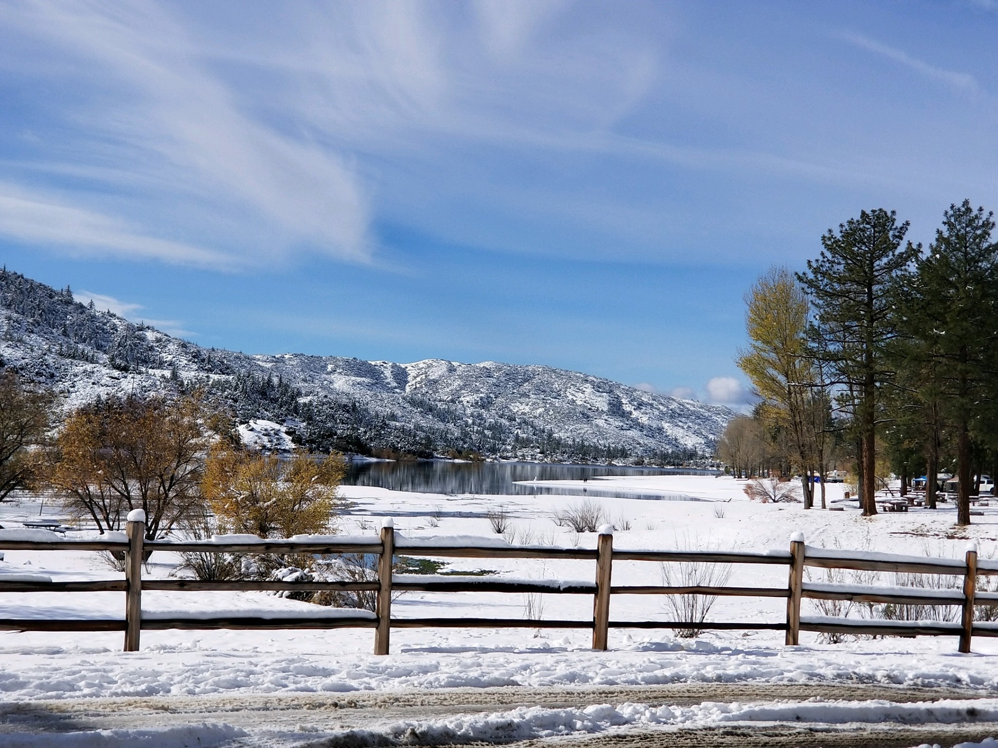 Lake Hemet Campground