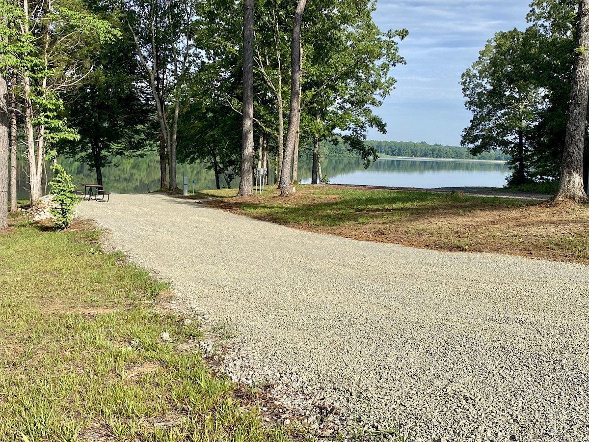 Sycamore Lake Campground, Lexington, Tennessee