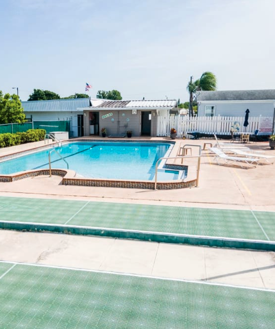 Sunny Pines RV & Mobile Home Park (Age Restricted 55+)