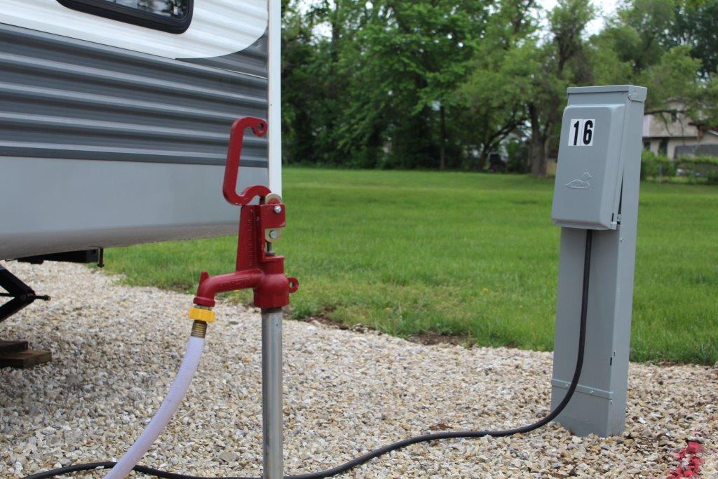 Rock Island RV Park, Versailles, Missouri