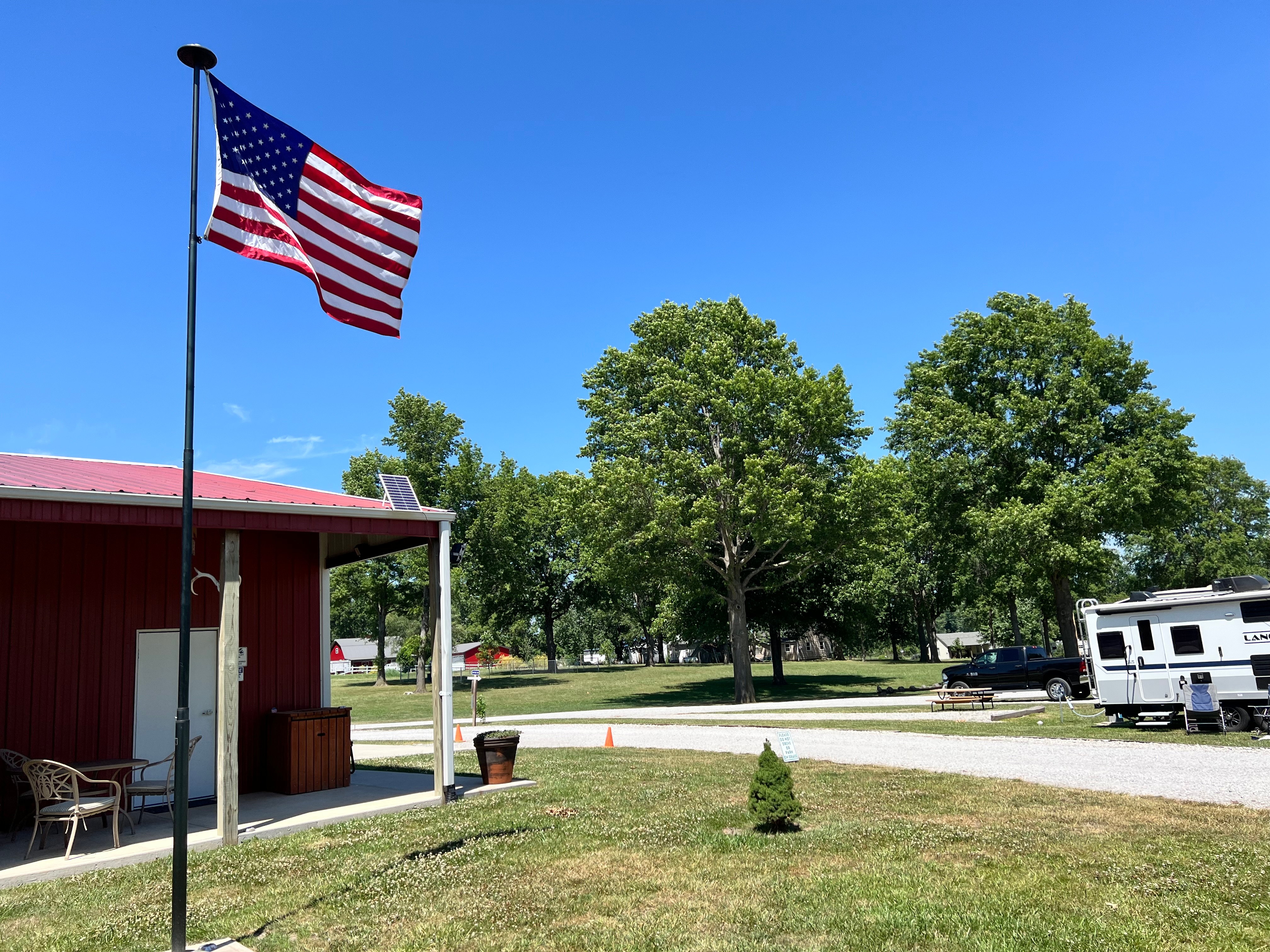 A Country Charm RV & Cabins, Hamilton, Missouri