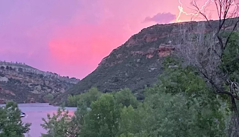 Horsetooth Inn and RV Park