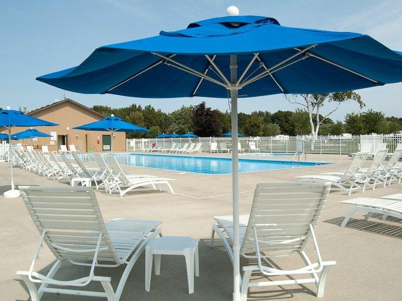 Sun Retreats Silver Lake