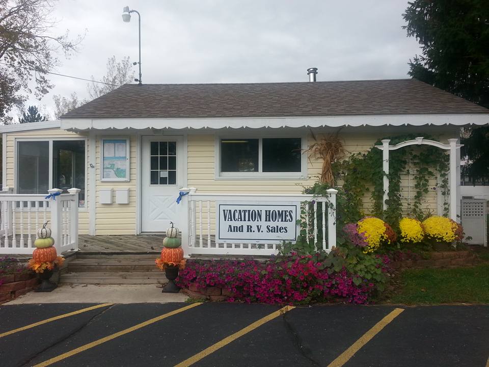 Holiday Shores RV Resort