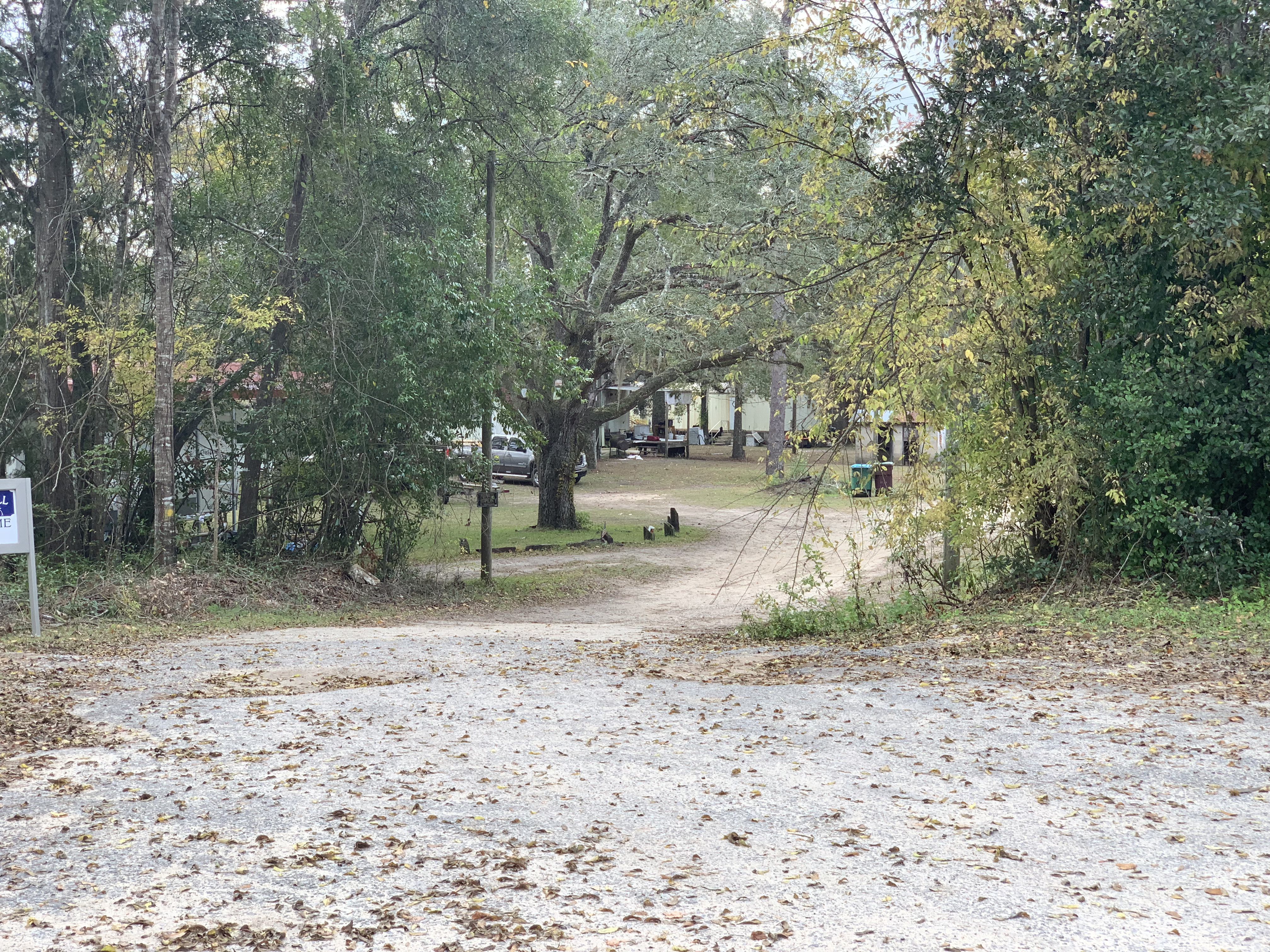 Ed & Bernice's Fish Camp