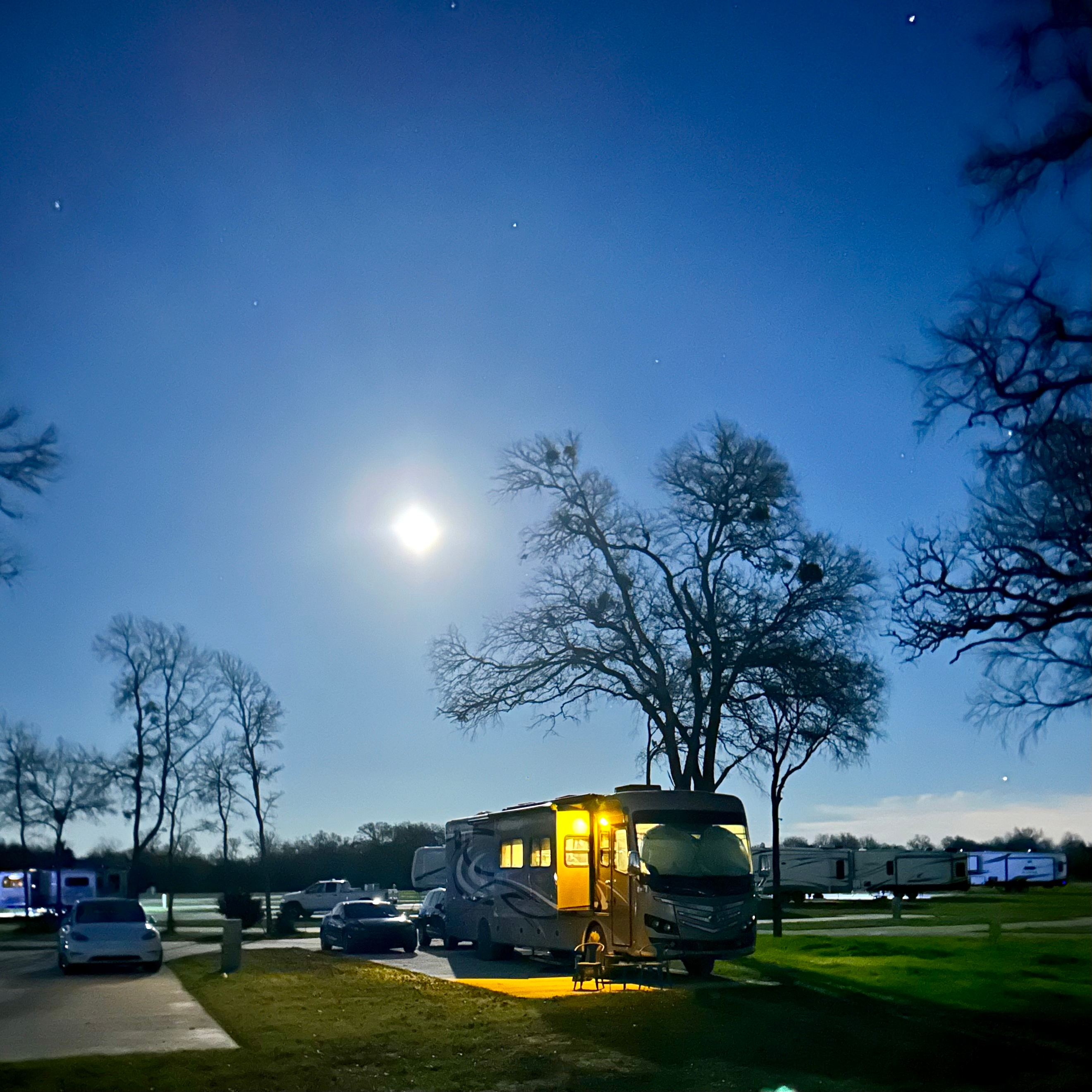 Austonia RV Resort, Del Valle, Texas