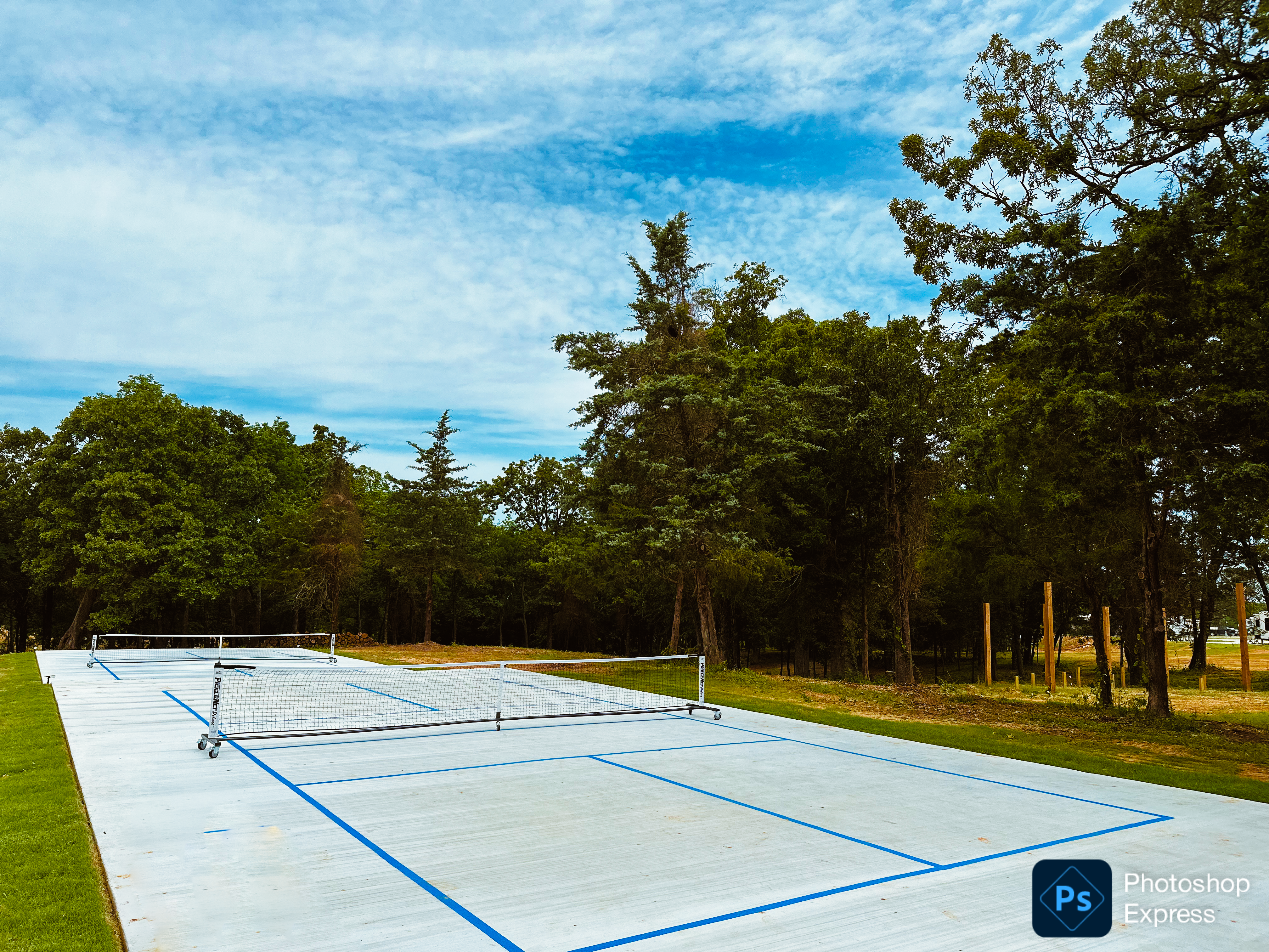 The Oaks on 37 Tiny Homes & RV Resort, Mount Vernon, Texas