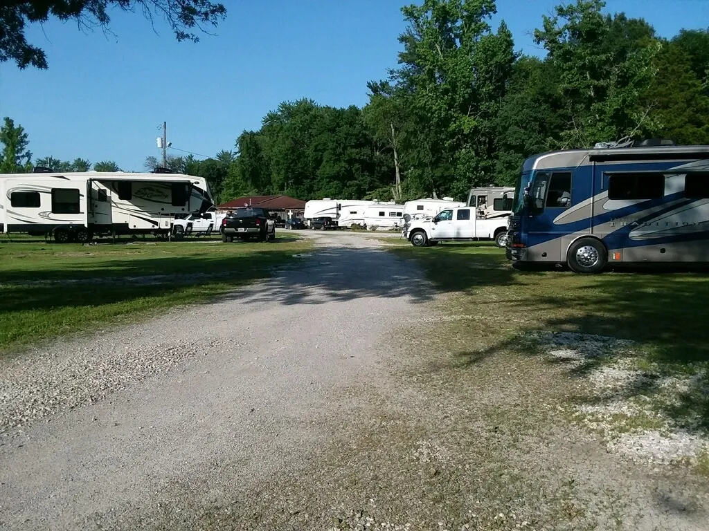 Walnut Meadow RV Park - Berea, Kentucky