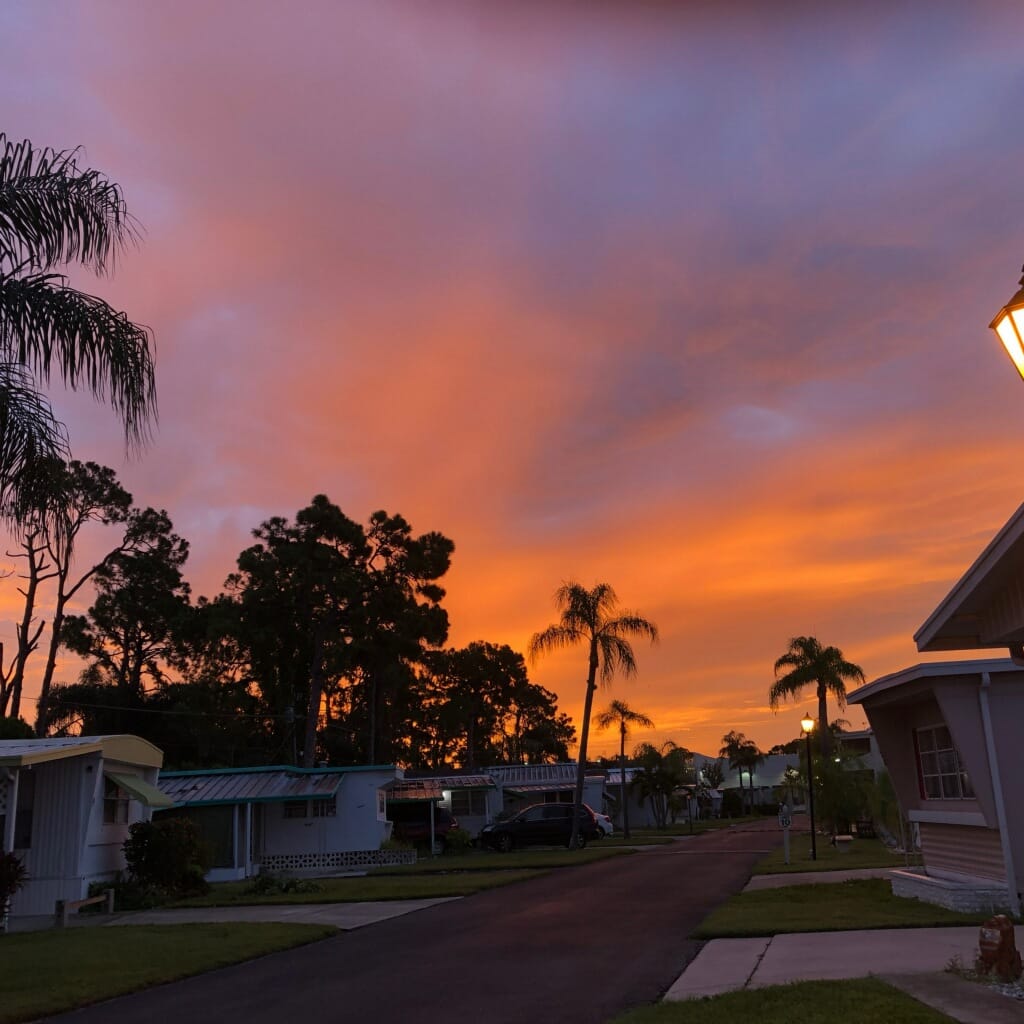 Royal Palms Mobile Home Park (Age Restricted 55+)