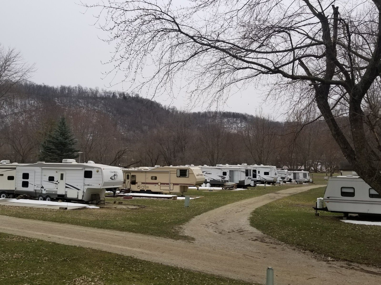 Red Barn Campground & Restaurant