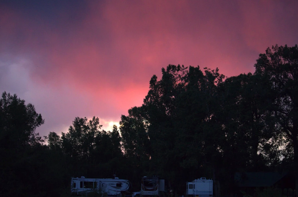 Down Home Lodge & Family RV Resort