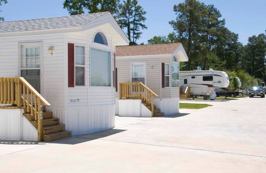 Brazoria Lakes RV Resort