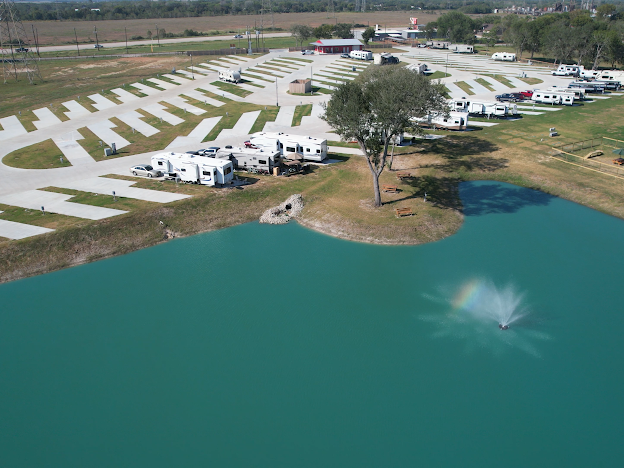 Howdy Y'all RV Resort