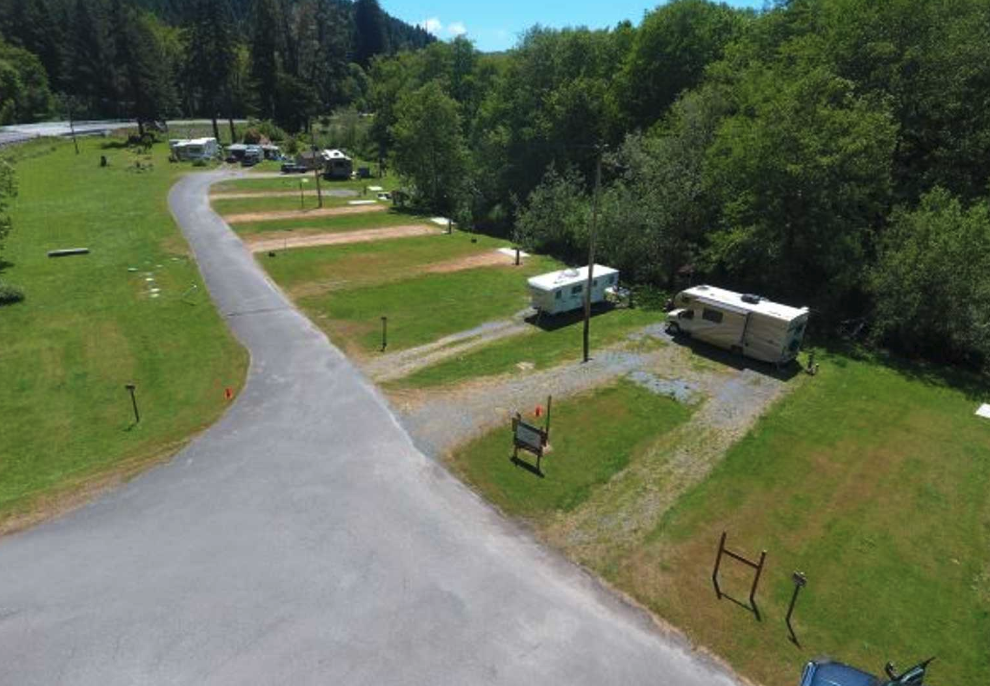 Heart of the Redwoods Cottages & RV