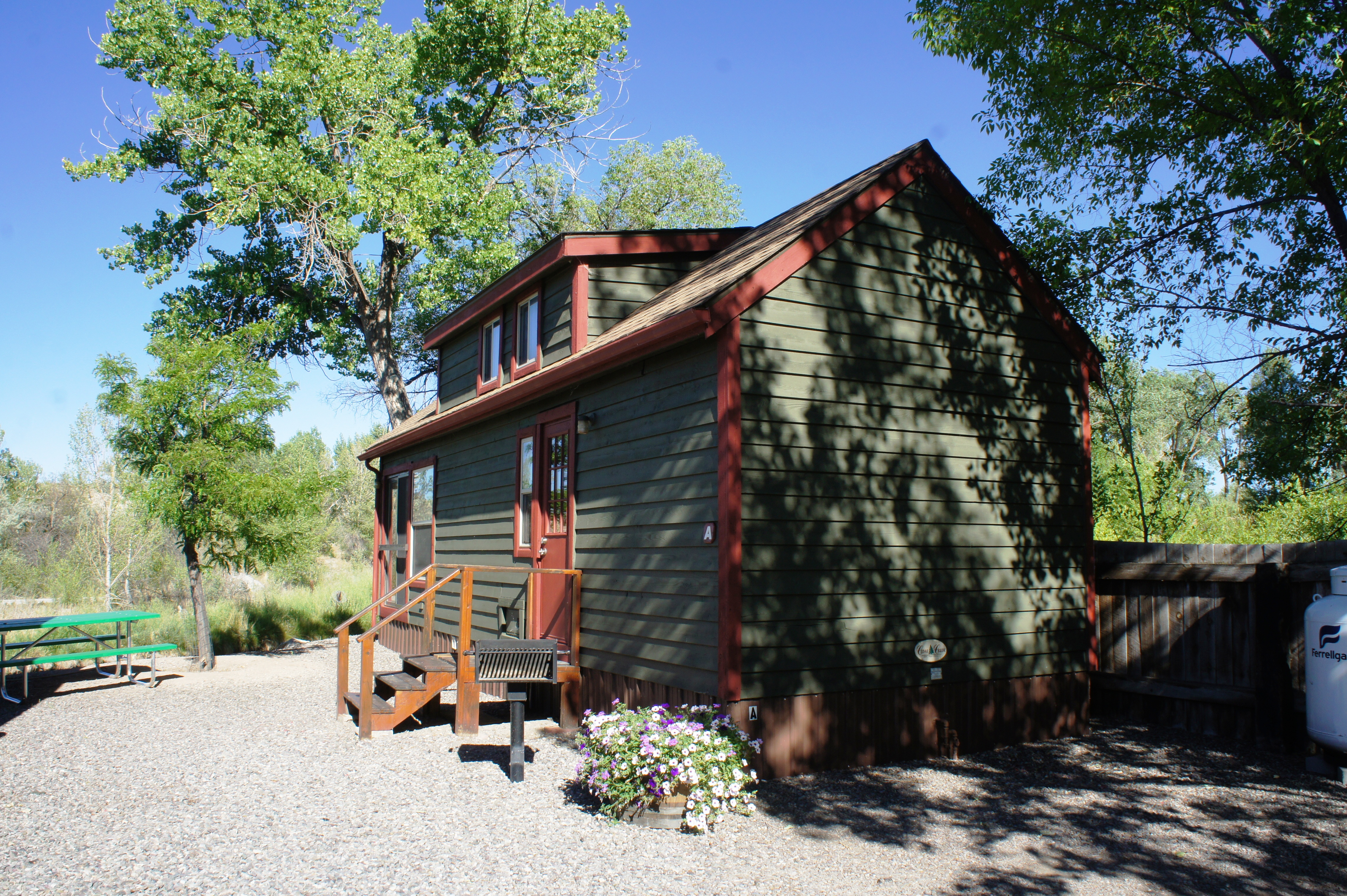 Riverbend RV Park & Cabins