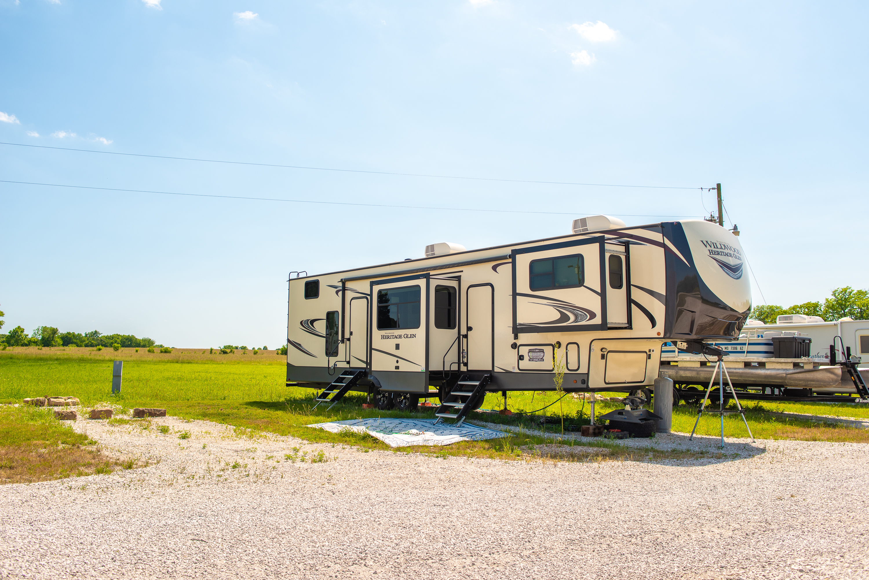 The Stables RV & Lake Shop