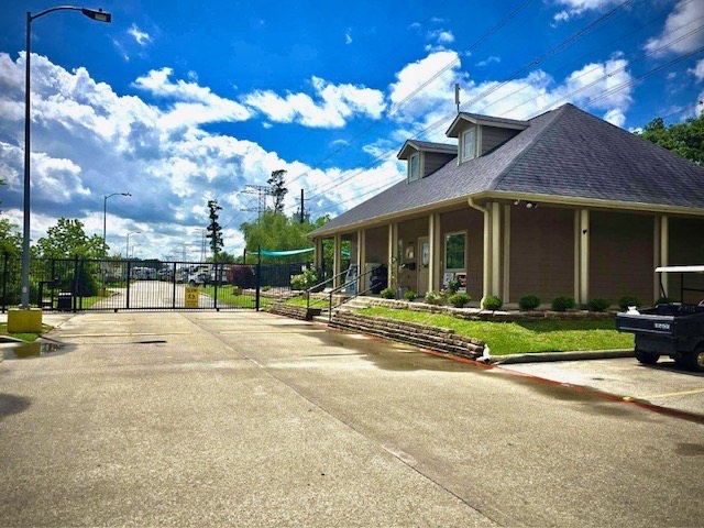 Bayou Bend RV Resort, Baytown, Texas