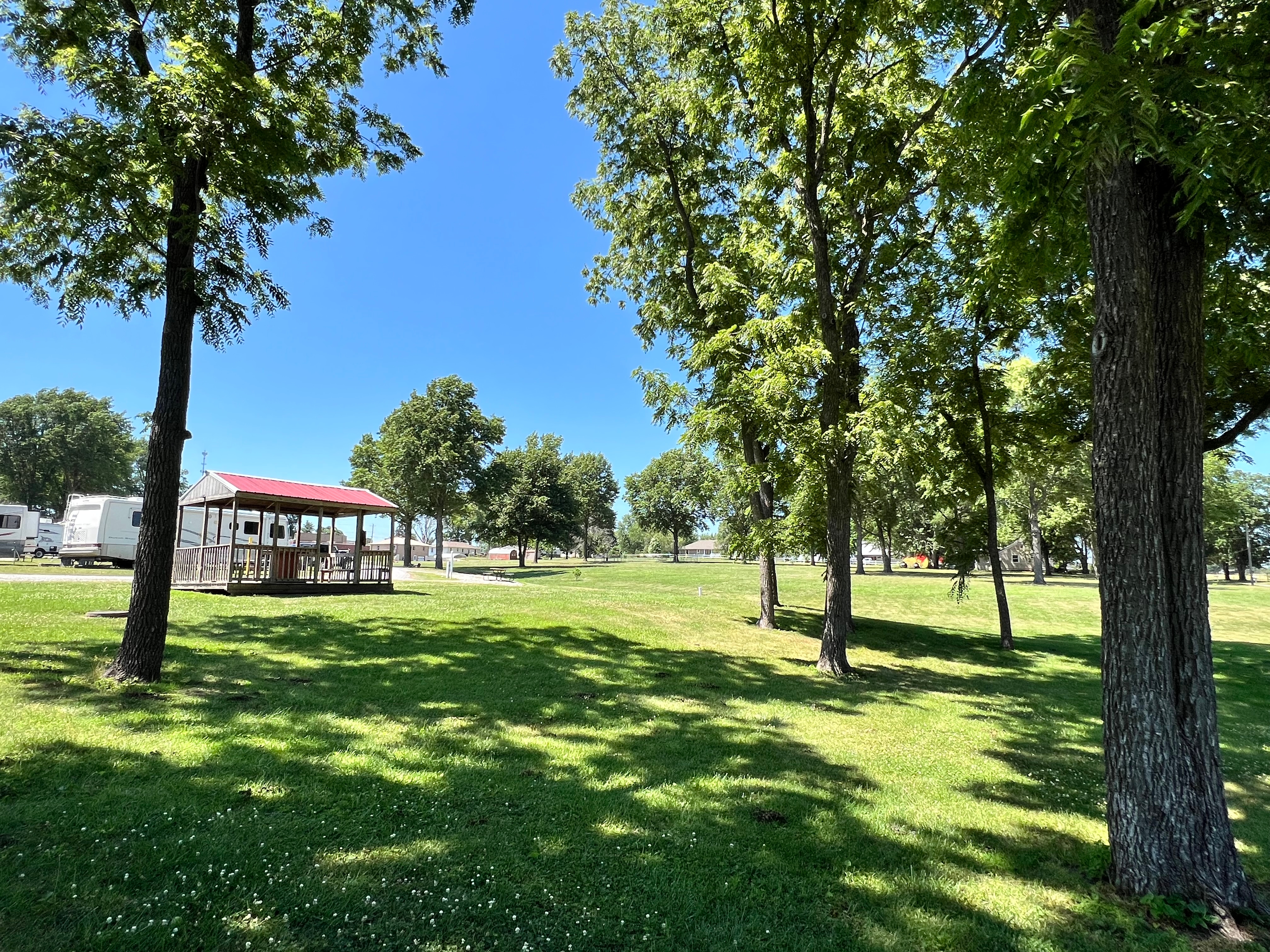 A Country Charm RV & Cabins, Hamilton, Missouri