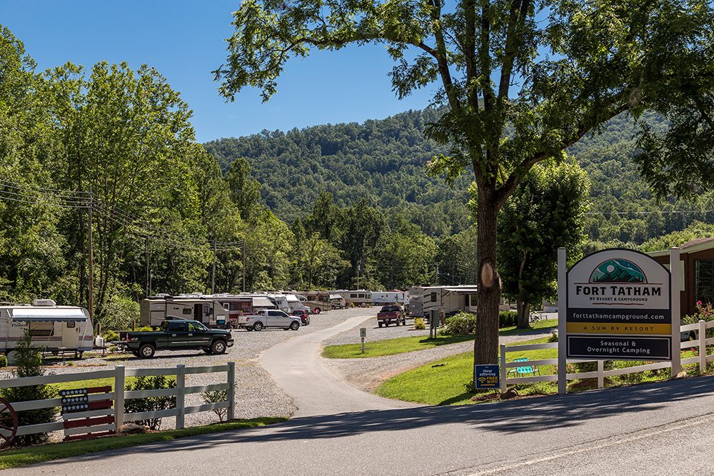 Sun Retreats Nantahala