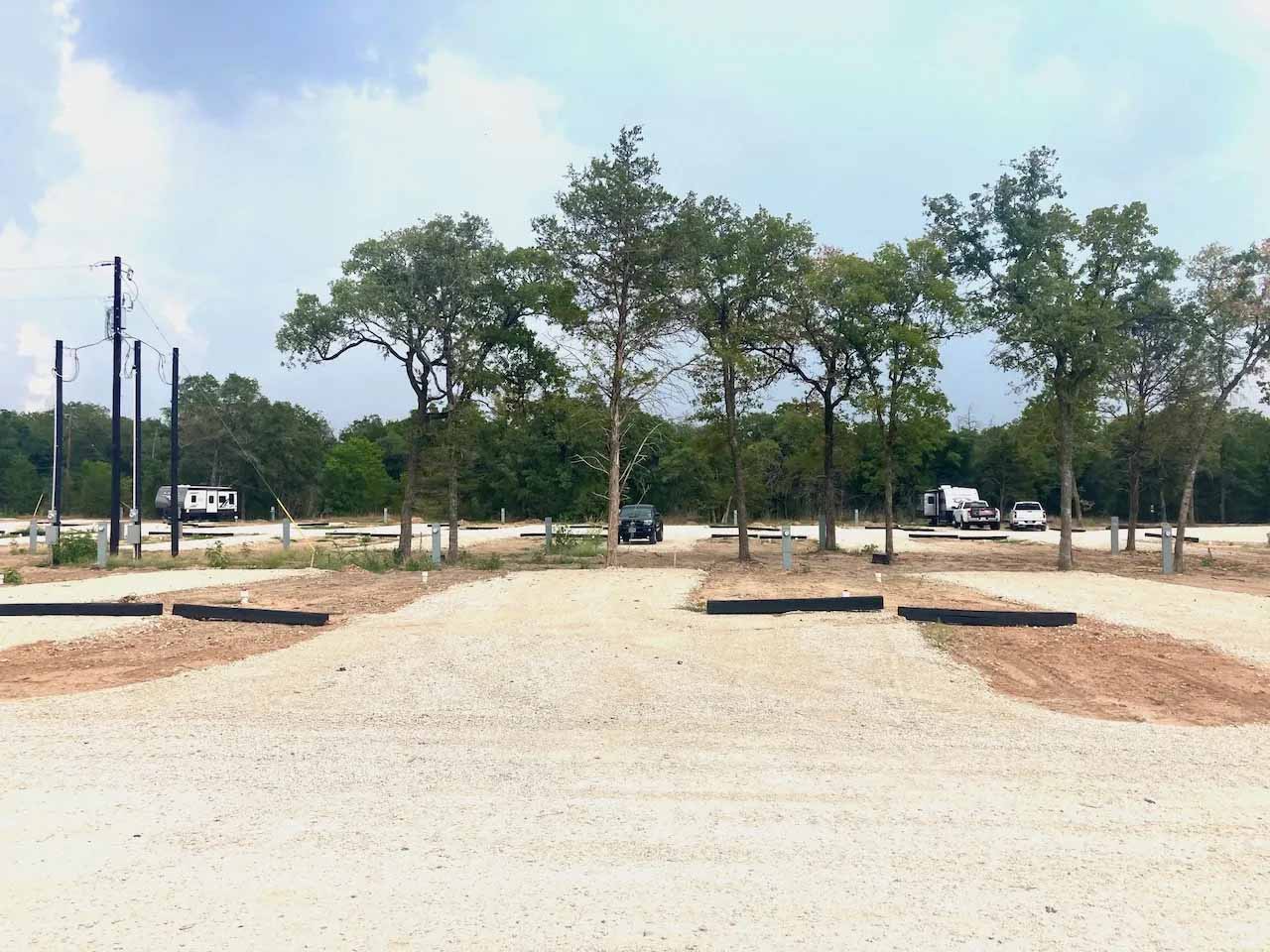 Austin Oaks RV Park - Buda, Buda, Texas