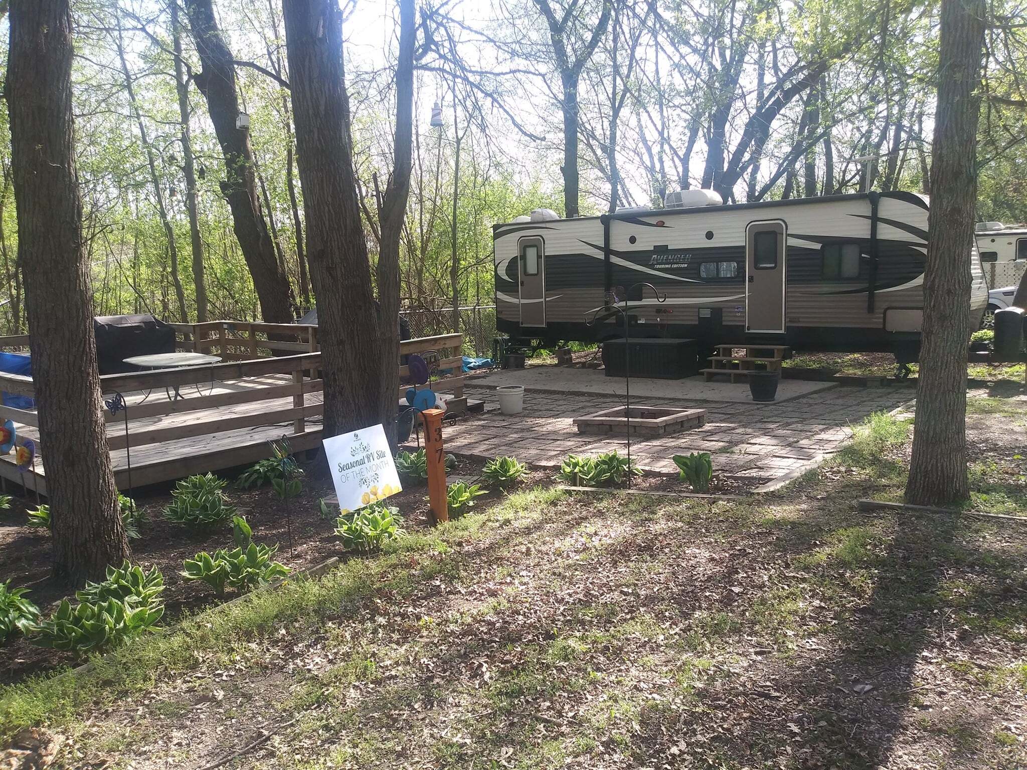 Lake Louise RV Resort