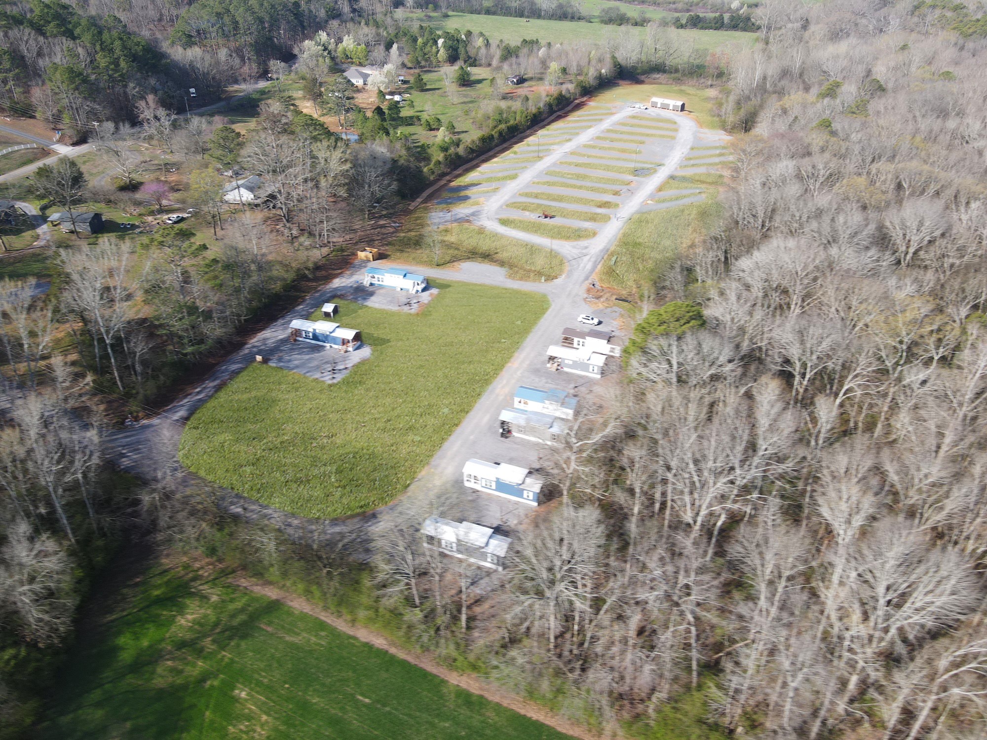 Knot Working Tiny Town and RV Park, Guntersville, Alabama