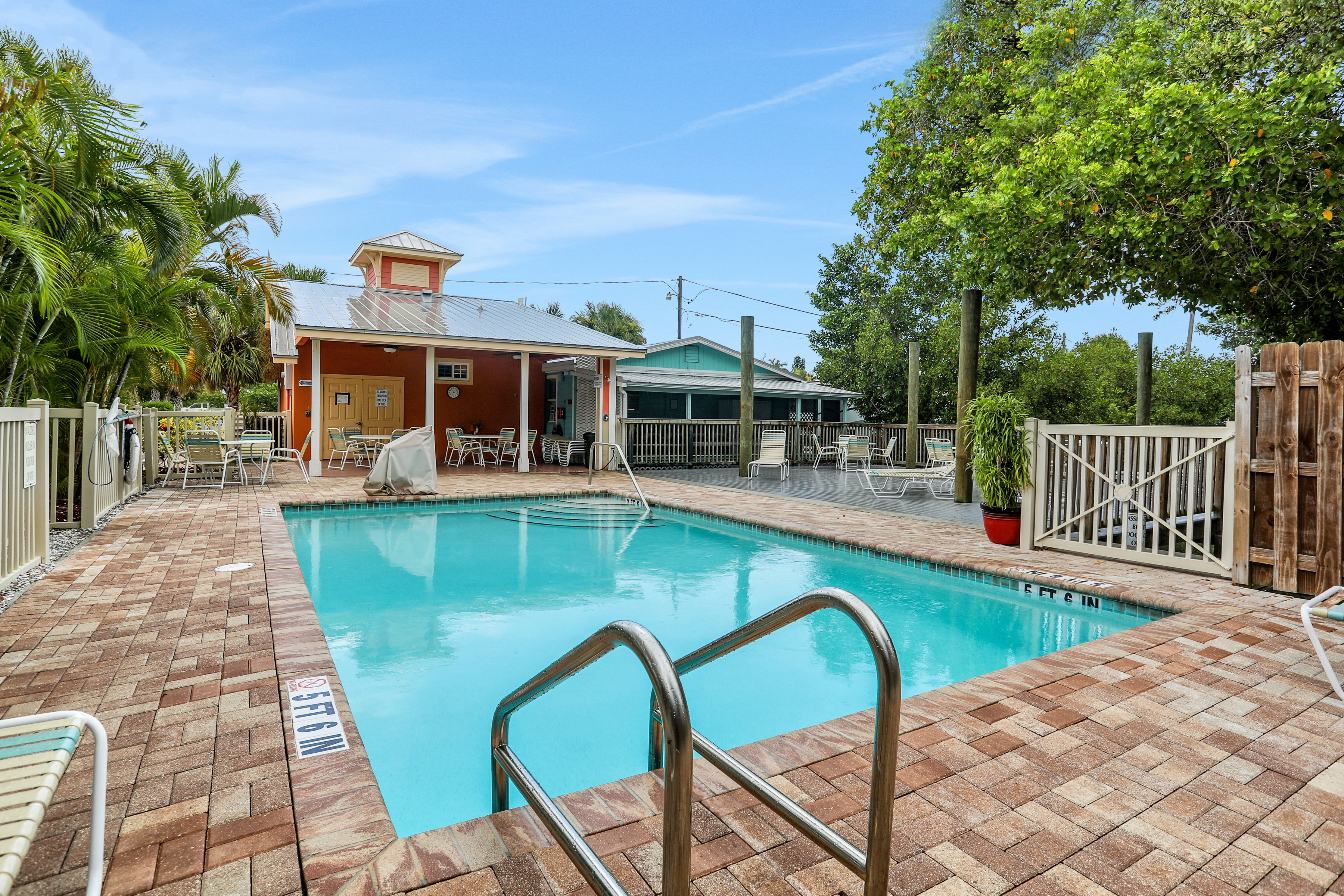 Buttonwood Inlet RV Resort