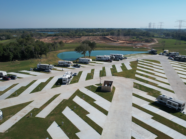 Howdy Y'all RV Resort