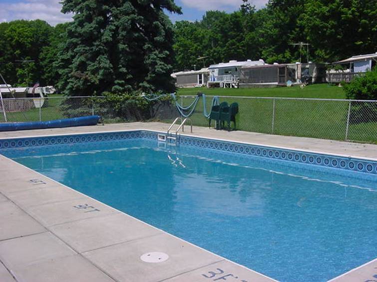 10 Acres Campground & RV Park