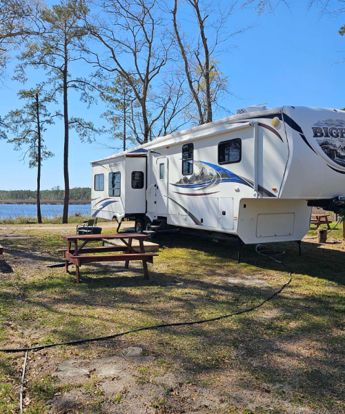 Dixon Landing RV Resort, Grantsboro, North Carolina